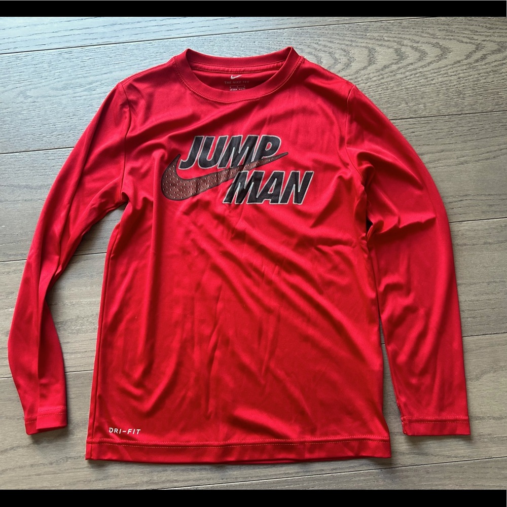 Nike long sleeve shirt